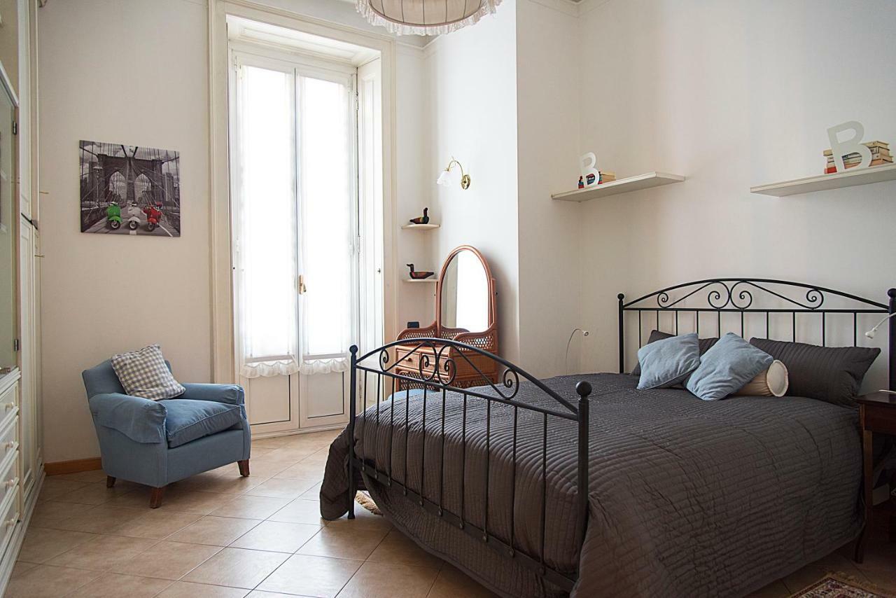 Elegant Apartment In Sant'Ambrogio ミラノ エクステリア 写真