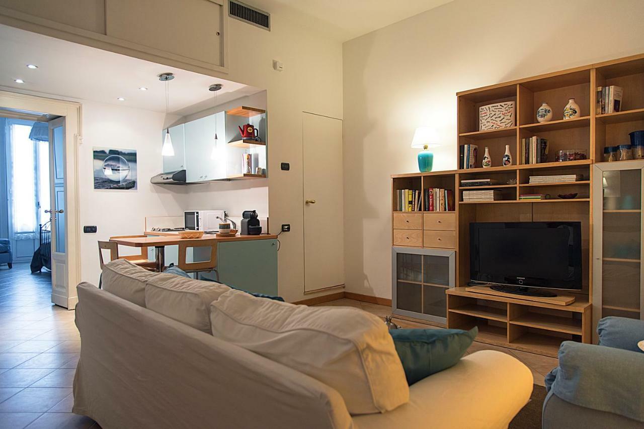 Elegant Apartment In Sant'Ambrogio ミラノ エクステリア 写真